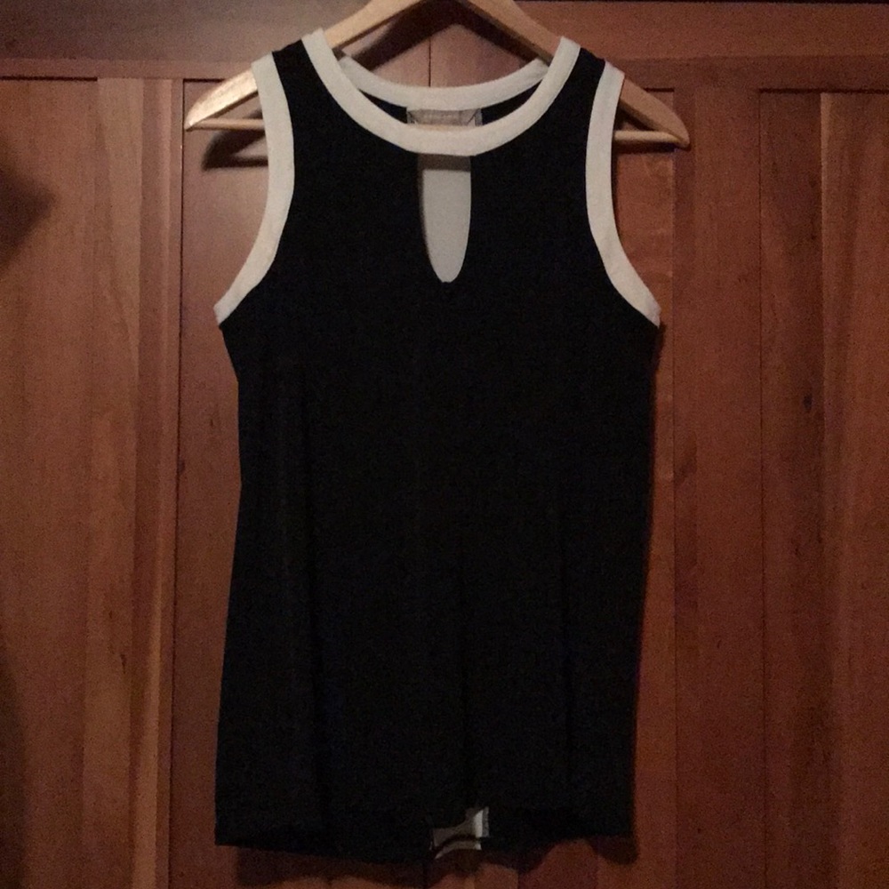 Banana Republic tank!